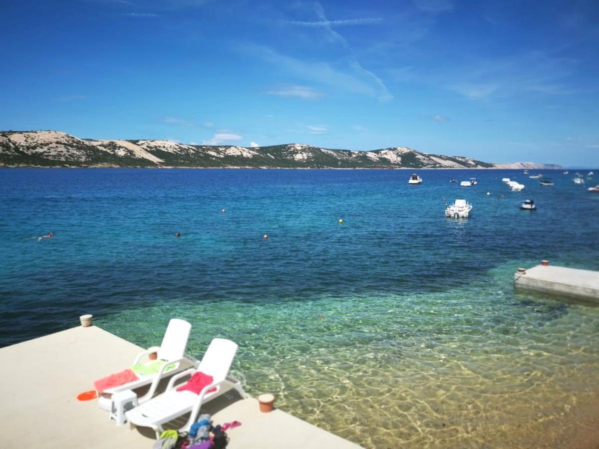 Beachfront Apartments - Villa Vita Stara Novalja Buitenkant foto